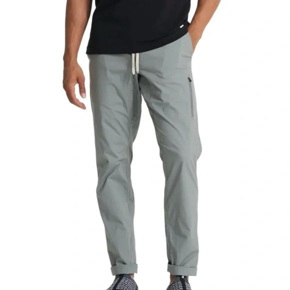 Vuori Men's The Ripstop Climbing Pants Light Grey Relaxed Fit‎ Outdoor Casual- L